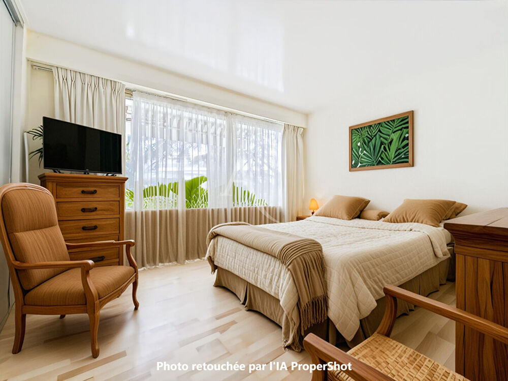 Appartement Cannes 3 pièces 95 m²_ Garage _ Au calme _ Vue dégagée _ Aperçu mer