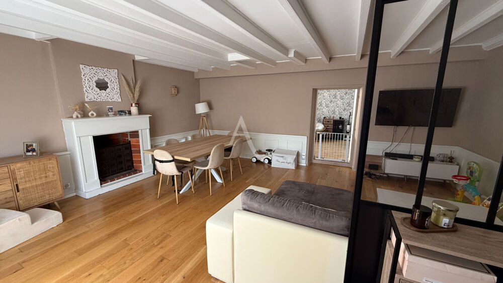 LA CHAIZE LE VICOMTE, MAISON SPACIEUSE EXCLUSIVITE AMANDA