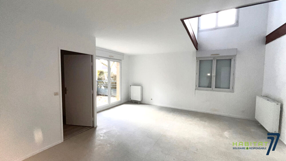 Vente Appartement DUPLEX 5 PIECES + PARKING 109.5 m2 Magny le hongre