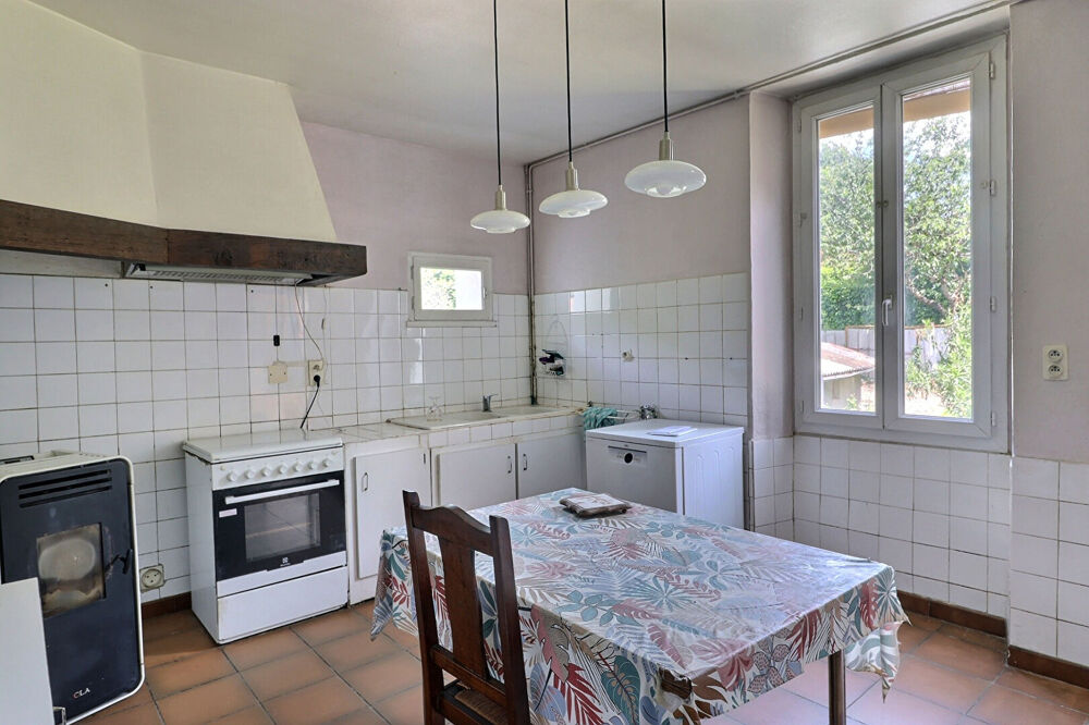 Vente Immeuble Immeuble avec trois habitations à vendre à Saint Sever - Saint sever