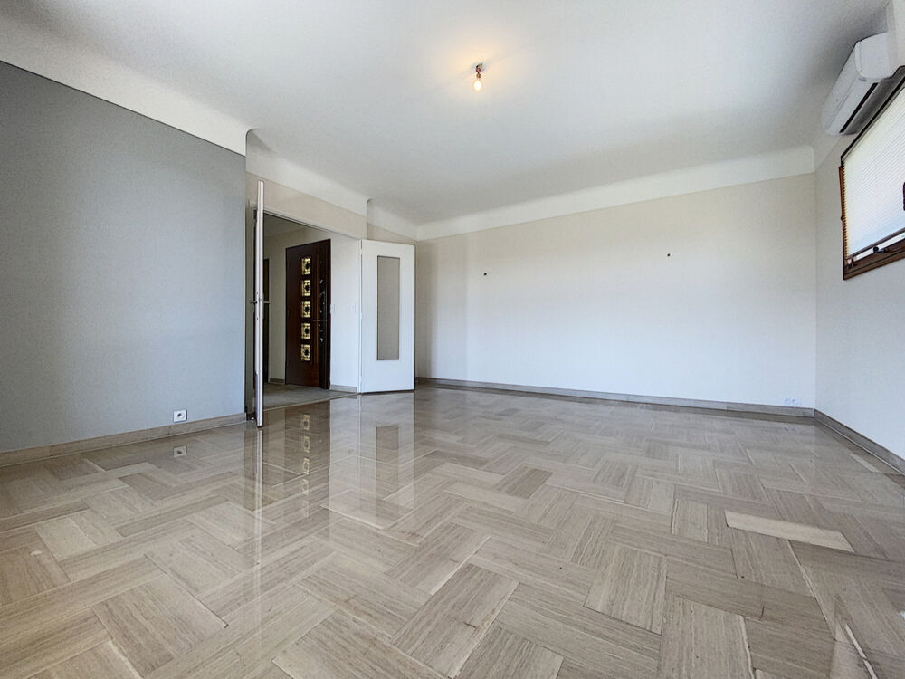 A LOUER - 2 PIECES 72 m² - Vue mer - climatisation - Garage