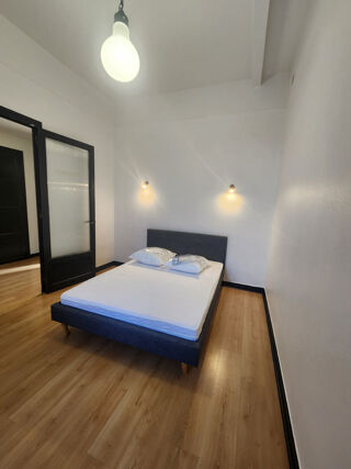  Appartement à louer 2 pièces 53 m²