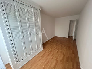  Appartement � louer 3 pi�ces 75 m�