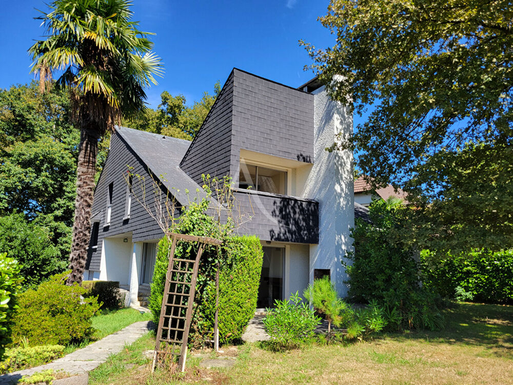 Maison Lescar 7 pièce(s) 170 m2