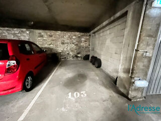  Parking / Garage  vendre 