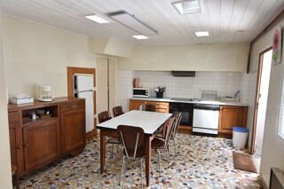  Maison à vendre 11 pièces 237 m²