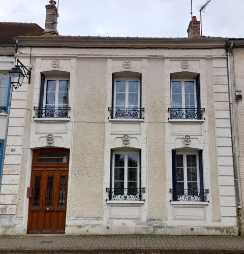   Maison Conde En Brie 3 pi�ce(s) 100 m2 Maison - 3 pi�ce(s) - 100 m�