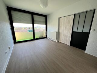  Appartement à louer 2 pièces 35 m²