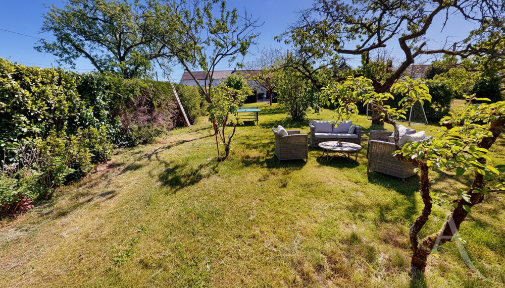 Maison de 112m2 Habitables 4 Chambres, jardin , grenier à Châteauroux 5 pièce(s)