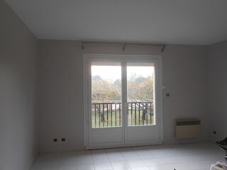  Appartement à louer 3 pièces 60 m²