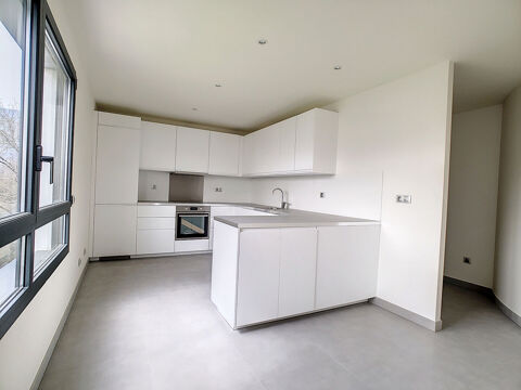  Appartement � louer 4 pi�ces 134 m�