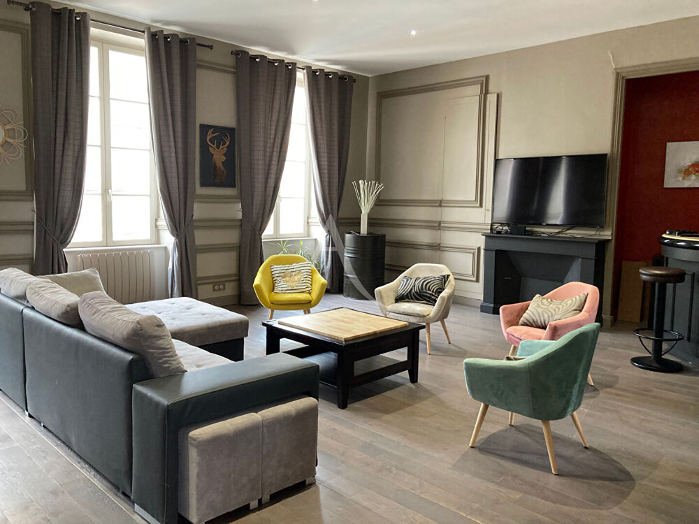 Grand appartement hyper centre - FONTENAY LE COMTE