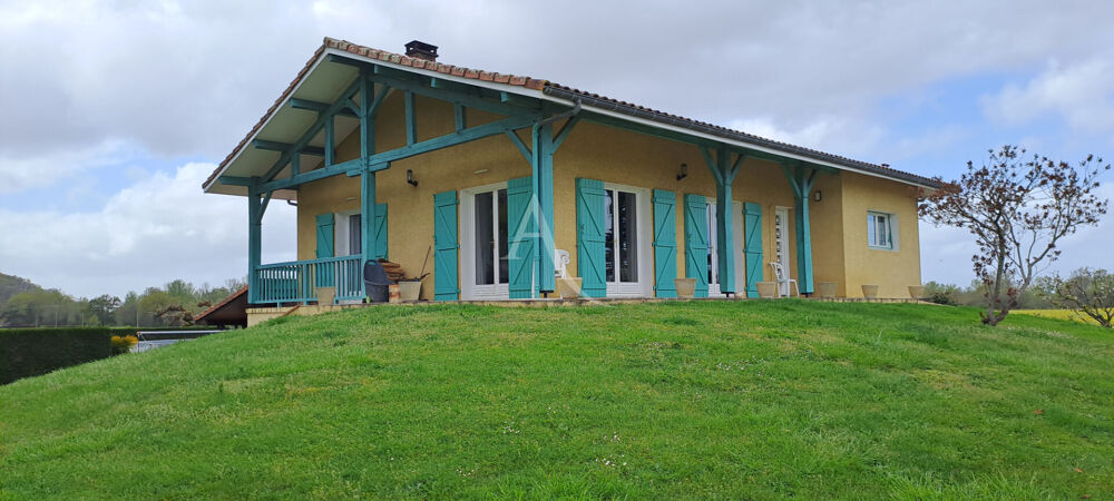 MAISON FAMILIALE AVEC HANGAR