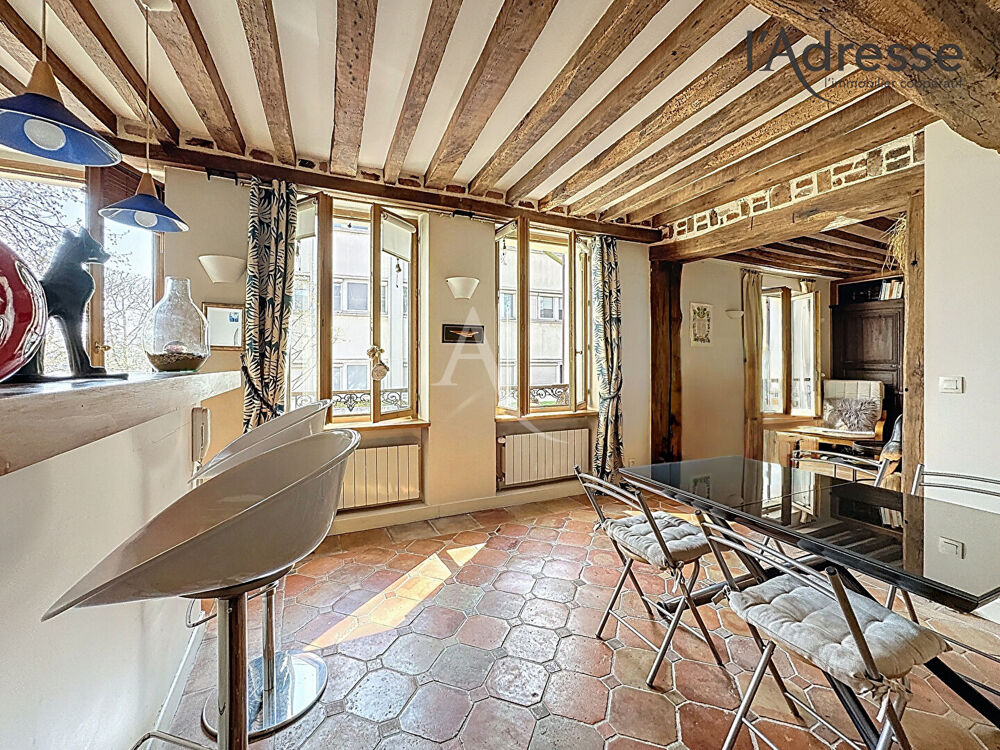 VIEUX PUTEAUX / Grand studio de 42 m²