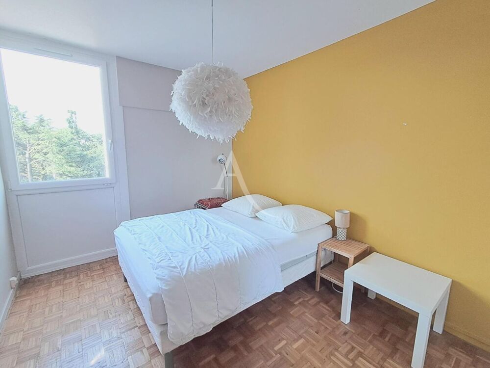 Location Appartement Appartement Nantes - 4 pièce(s) - 79.94 m2 Nantes