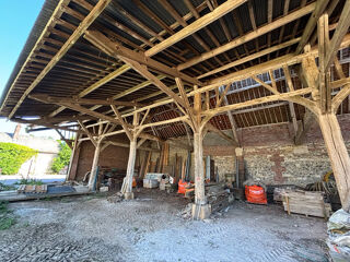  Remise / Grange à vendre 370 m²