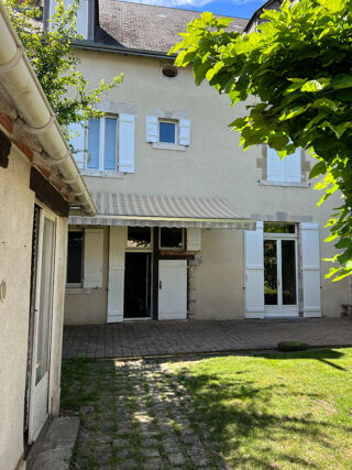  Maison  vendre 7 pices 210 m