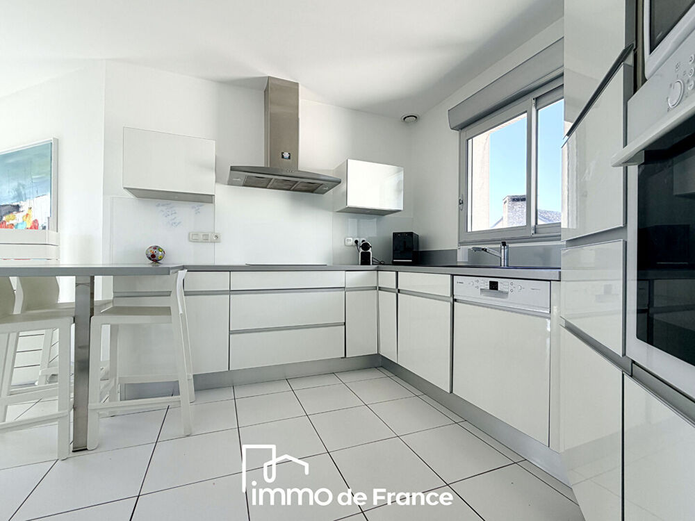 Vente Maison Maison Le Monastere 6 pièce(s) 127 m2 Le monastere