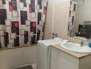  Immeuble � vendre 235 m�