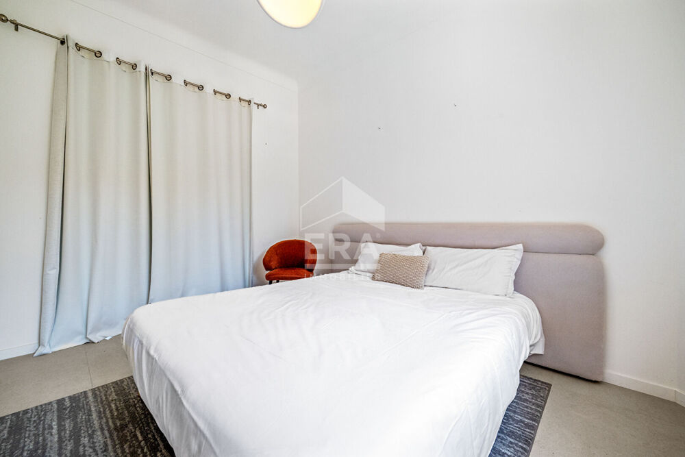 à vendre  Maison Cagnes-sur-Mer (06800)