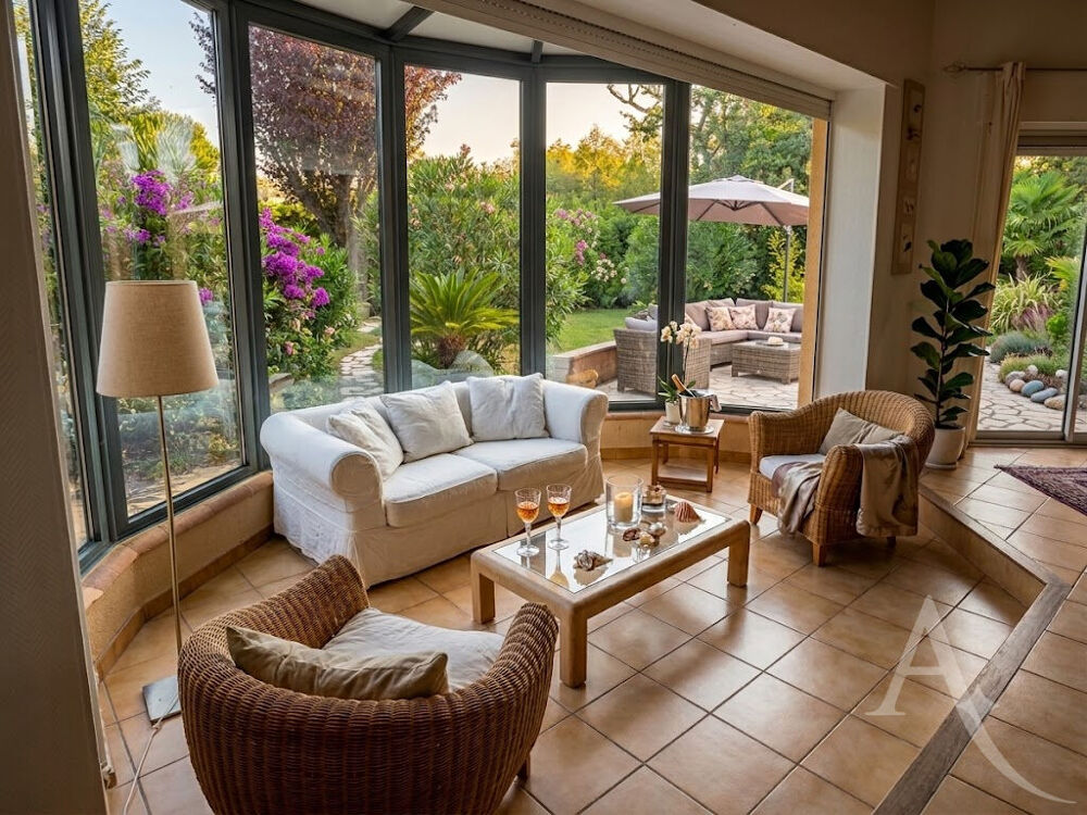 Vente Maison Maison d'architecte Saint Hilaire 5 pièce(s) 170 m2 avec garage et piscine Saint hilaire
