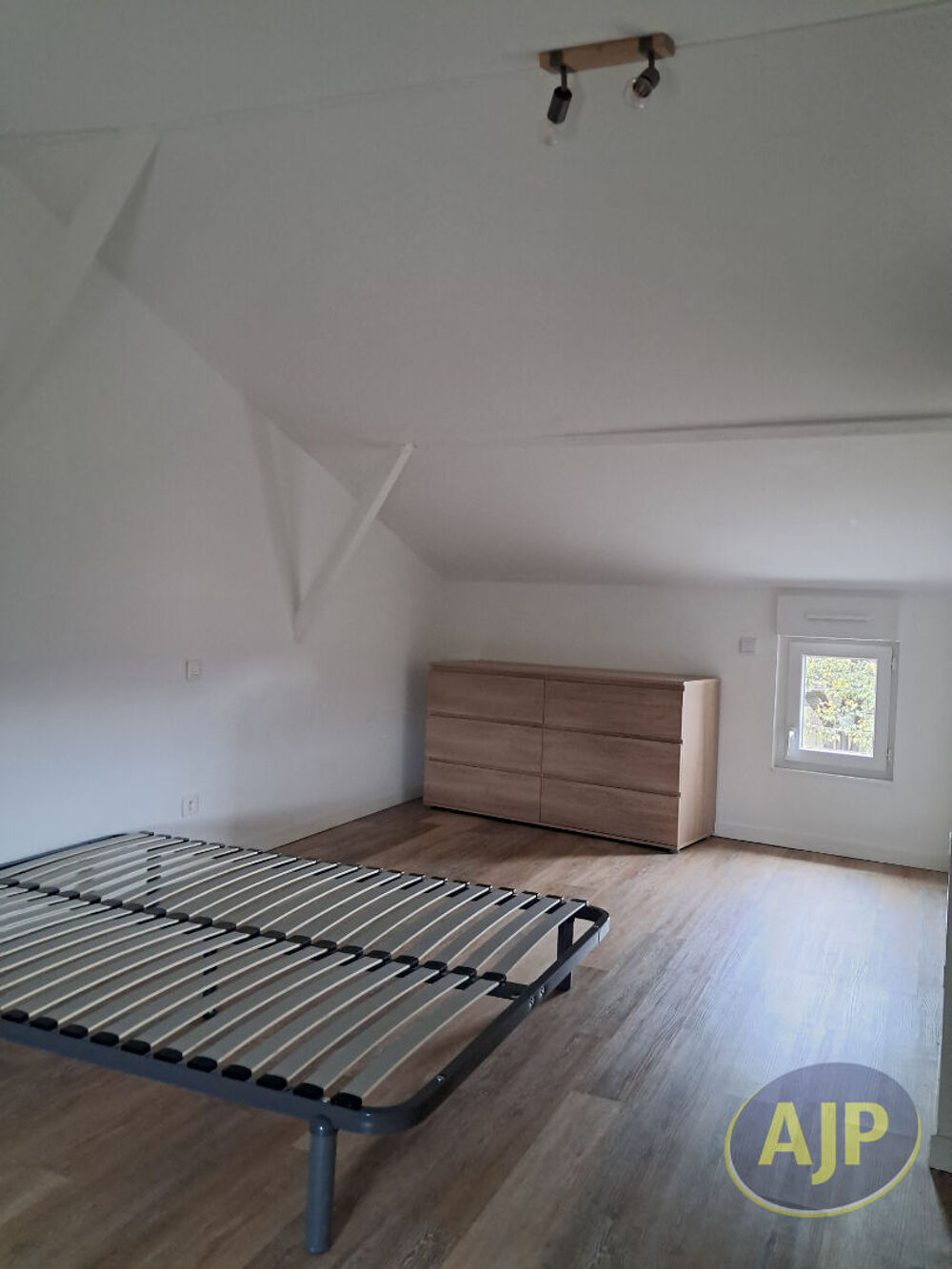 Location Maison Maison Pons 63.82 m2 Pons