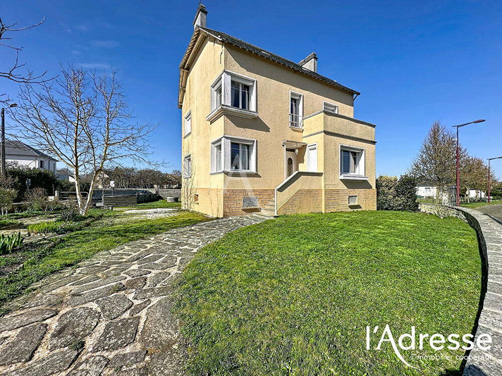 Maison COMMER de 140 m², cinq chambres.