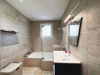  Maison à vendre 4 pièces 161 m²