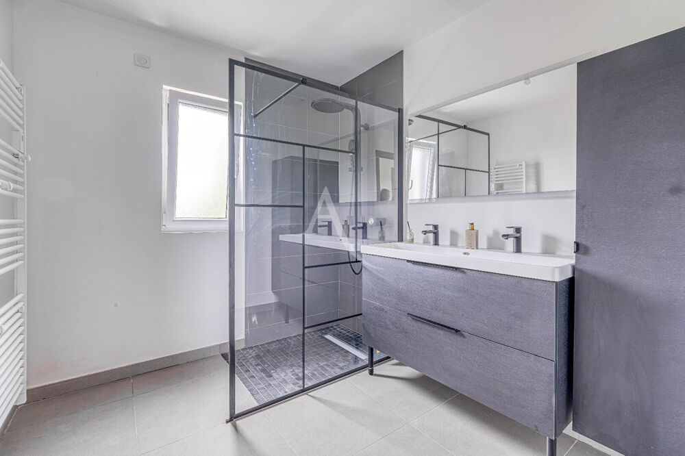 à vendre  Maison Chessy (77700)
