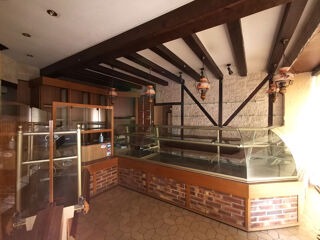  Immeuble � vendre 6 pi�ces 205 m�