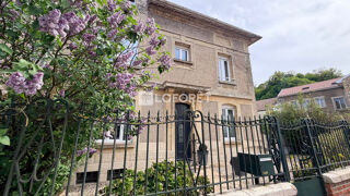  Maison à vendre 8 pièces 223 m²