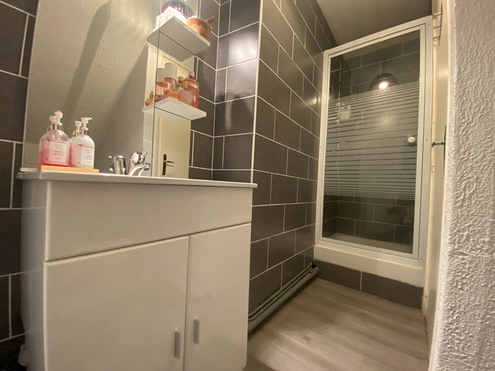 Vente Appartement Appartement centre ville de Melun 1 pièce(s) 16 m2 faibles charges Melun