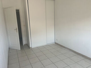  Appartement à louer 3 pièces 53 m²