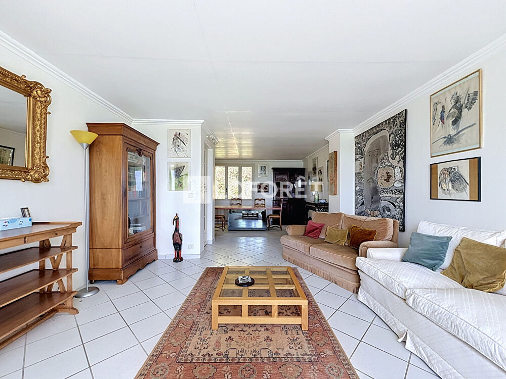 Le Plessis Robinson- Maison 4 pièces136 m2
