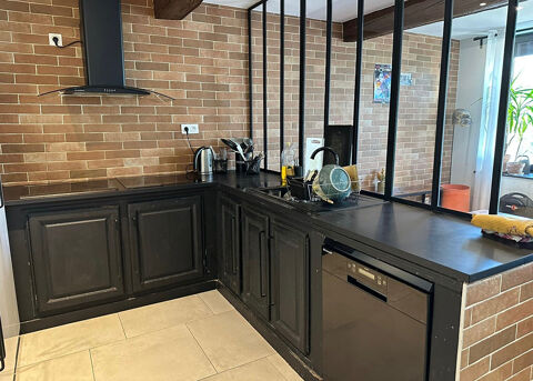  Appartement � louer 9 pi�ces 150 m�