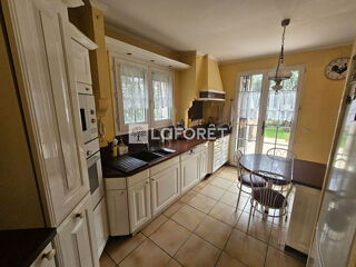  Maison � vendre 4 pi�ces 130 m� Agde