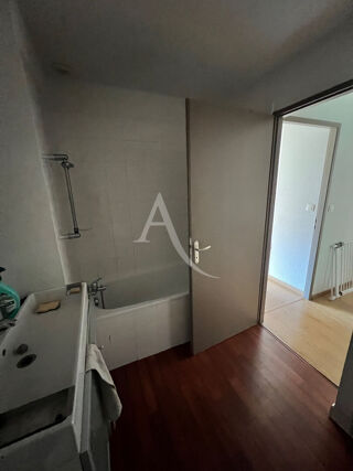  Appartement � louer 4 pi�ces 85 m�