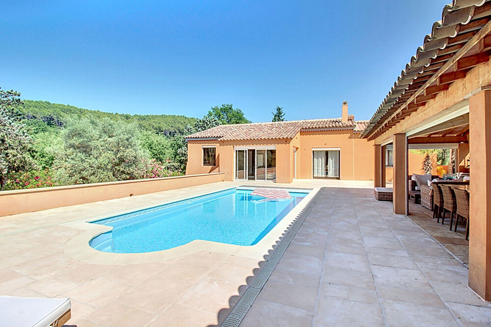 Vente Maison A VENDRE ! Villa Draguignan 7 pièces 160 m² sur un terrain de 5065 m² avec piscine Draguignan