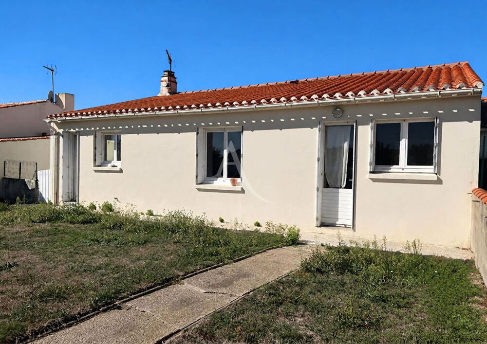 EXCLUSIVITÉ- Maison de plain-pied avec jardin et garage - Bouin.