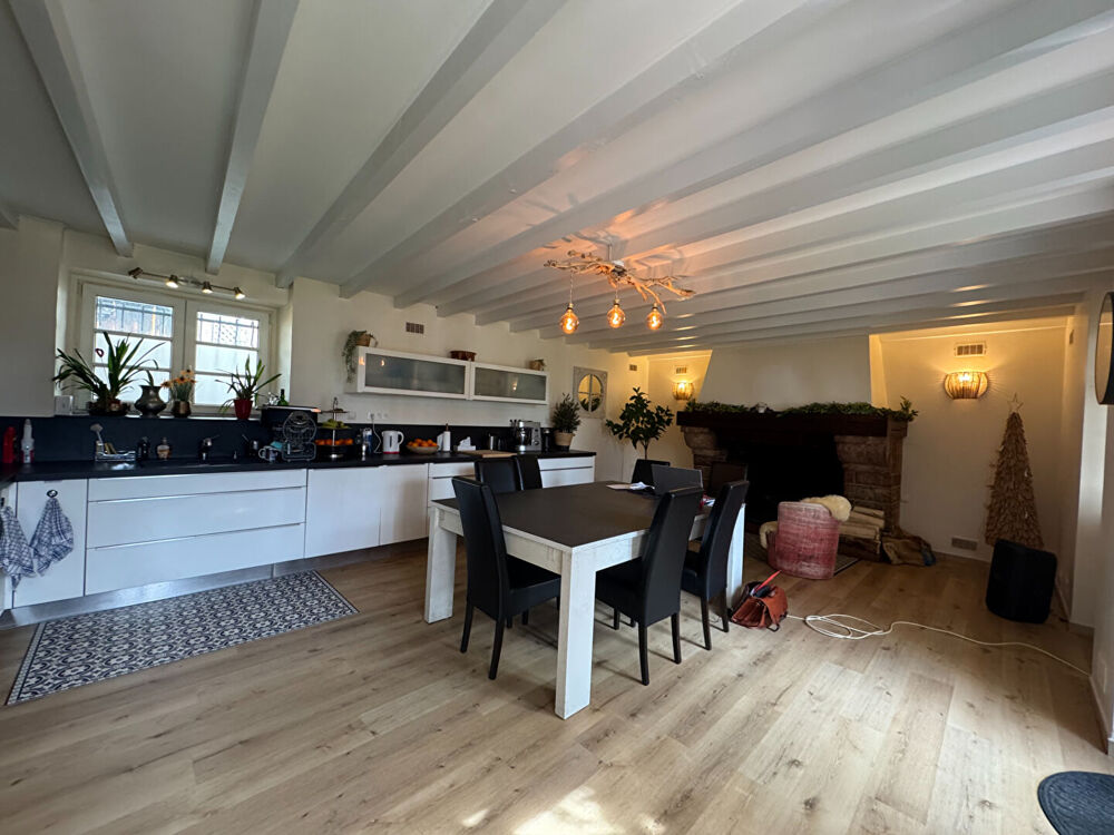 Maison de maître 308 m2 habitables à Saint Jean Du Falga
