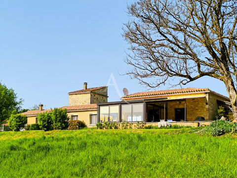   Maison entre Lherm et Cazals, 4 chambres, sur 3ha de prairie Maison - 5 pièce(s) - 143 m²