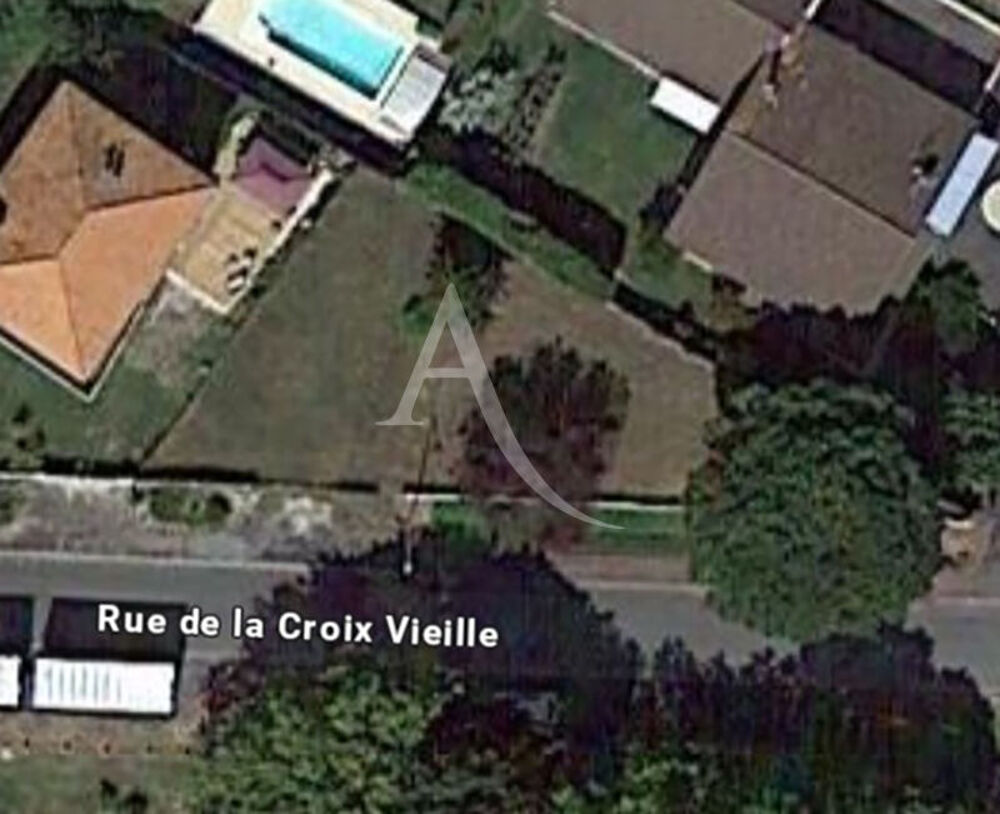 Vente Terrain A saisir terrain constructible hyper centre-ville de Médis proche commerces et école Medis