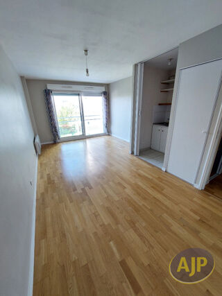  Appartement � louer 1 pi�ce 27 m�