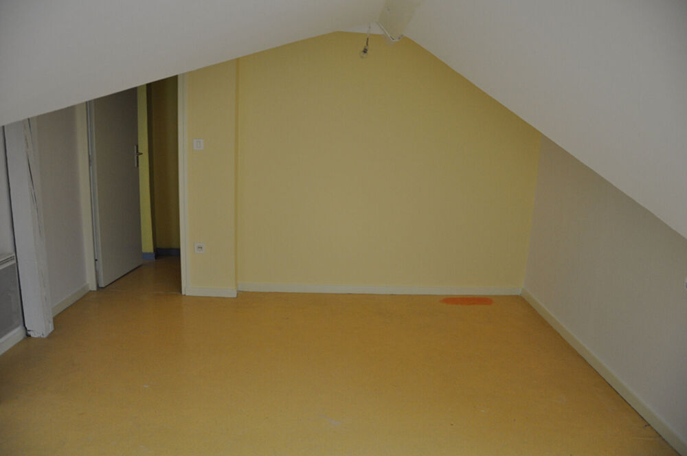 Location Appartement Duplex au 1er étage à BLETTERANS Bletterans