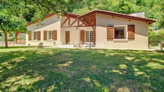  Maison  vendre 5 pices 148 m