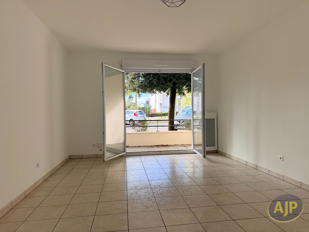 Vente Appartement APPARTEMENT RDC TERRASSE SOLVARDIERE Saint herblain