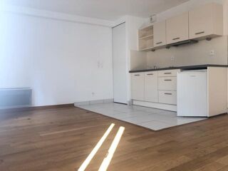  Appartement à louer 2 pièces 39 m²