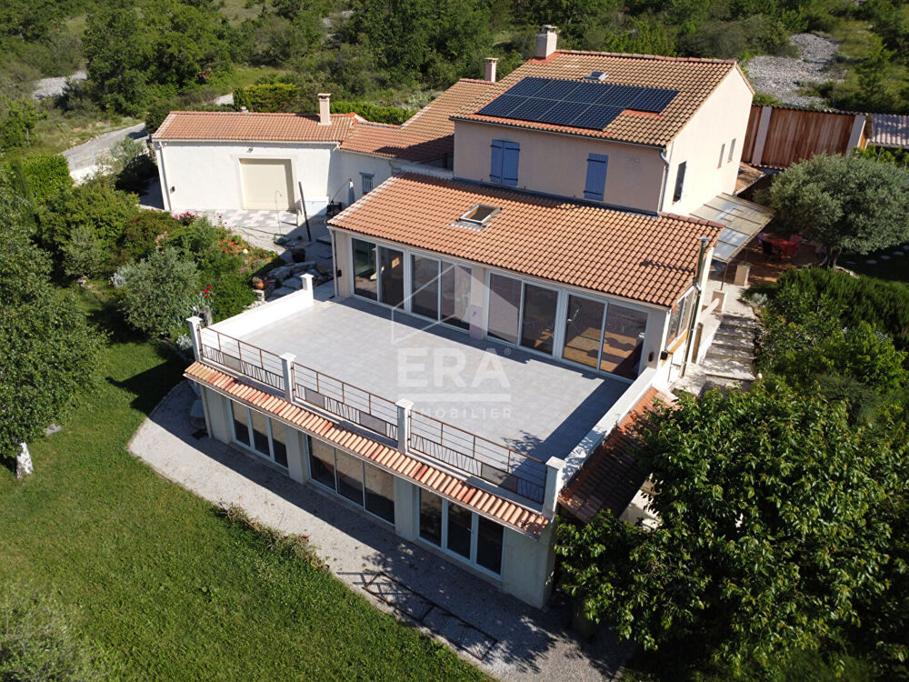à vendre  Maison Cruis (04230)