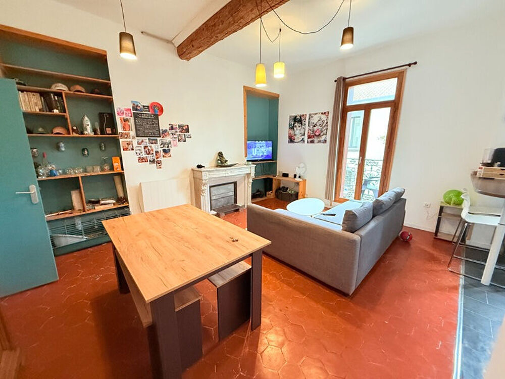 AGDE théatre, grand appartement de 54m² environ .