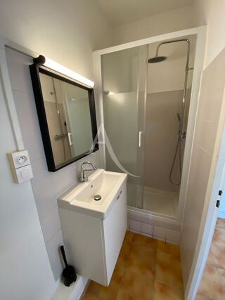  Appartement  louer 1 pice 
